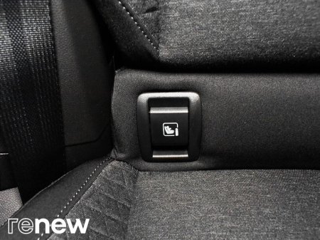 2021 Renault Clio Iconic TCe 100 MY19 thumbnail