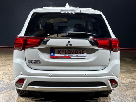 2017 Mitsubishi Outlander BLACK HALF LEATHER - FACTORY ALLOYS €21,950