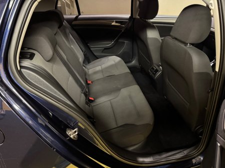 2013 Volkswagen Golf - thumbnail 10