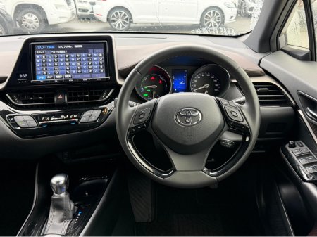 2018 Toyota C-HR (181) 1.8 HYBRID SPORT AUTO €20,450 thumbnail