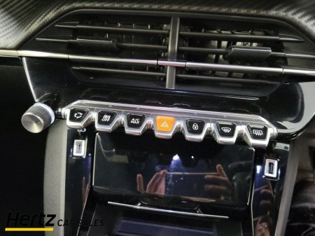 2023 Peugeot 2008 - thumbnail 20