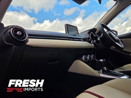 2016 Mazda Demio - thumbnail 19