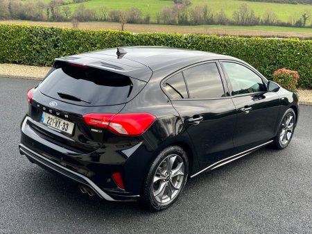 2022 Ford Focus 1.0T EcoBoost Hybrid 125PS ST-Line €22,950 thumbnail