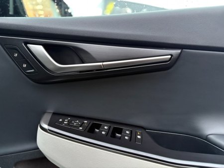 2025 Kia EV6 GT Line (565km Range) €49,995 thumbnail