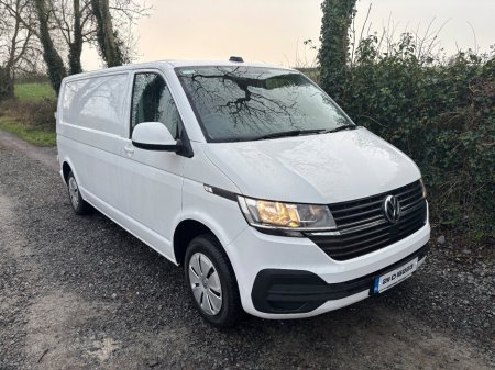 2021 Volkswagen Transporter  €18,998