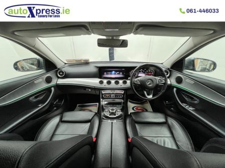 2019 Mercedes-Benz E Class - thumbnail 2