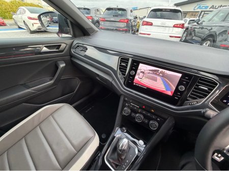 2020 Volkswagen T-Roc - thumbnail 25
