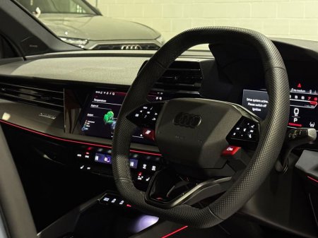 2025 Audi A3 RS 3 TFSI QUATTRO CARBON BLACK thumbnail