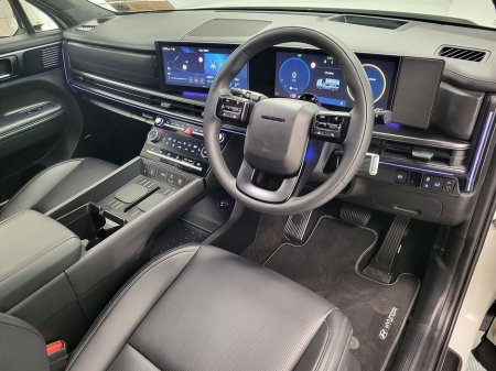 2025 Hyundai Santa Fe - thumbnail 6