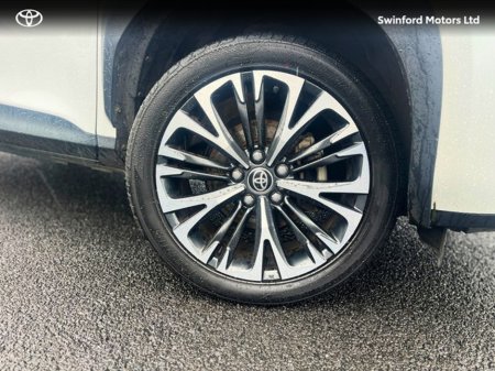 2022 Toyota Yaris Cross - thumbnail 12