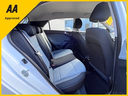 2017 Hyundai i20 - thumbnail 20