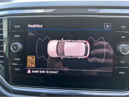 2019 Volkswagen T-Roc - thumbnail 13