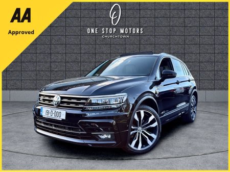 2019 Volkswagen Tiguan *R-LINE / PANORAMIC SUNROOF / LEATHER / LOW KM / 360 CAMERA / 4MOTION €33,900