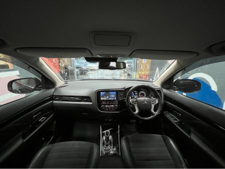 2018 Mitsubishi Outlander €19950! 2018 MITSUBISHI OUTLANDER PHEV G 2.4 AUTOMATIC / CRUISE CONTROL / 360° PARKING CAMERA / ELECTRIC HEATED SEATS / HEATED STEERING WHEEL / PADDLE SHIFTERS €19,950 thumbnail