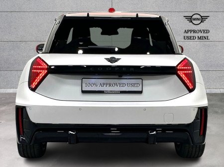 2025 MINI Hatch Cooper E €30,950 thumbnail