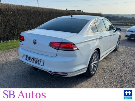 2018 Volkswagen Passat - thumbnail 7