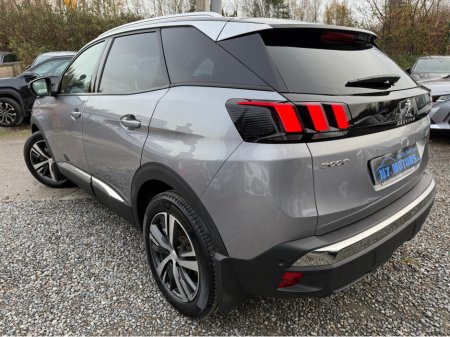 2024 Peugeot 3008 - thumbnail 5