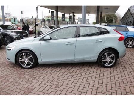 2018 Volvo V40 - thumbnail 7