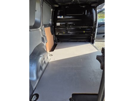 2021 Vauxhall Vivaro - thumbnail 11