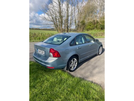 2008 Volvo S40 - view 4