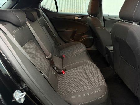 2017 Opel Astra ASTRA+ SRI 1.0T 105PS S/S 5DR €10,950 thumbnail