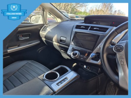 2016 Toyota Prius - thumbnail 12