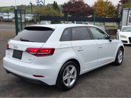 2018 Audi A3 ( 182 REG ) 1.4 TFSI FACE-LIFT- SMARTPHONE INTERFACE- SATNAV -  - NAVIGATION REVERSING CAMERA -BLIND SPOT - PARKING SENSORS €18,950 thumbnail