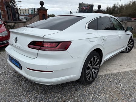 2018 Volkswagen Arteon - view 4