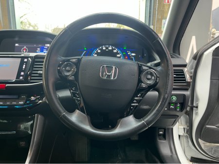 2017 Honda Accord - thumbnail 9