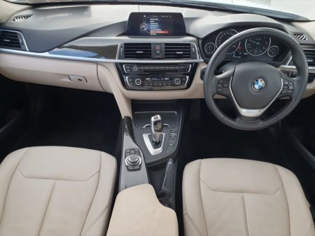 2017 BMW 3 Series 318d SE €21,995