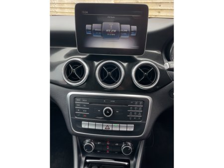 2018 Mercedes-Benz CLA Class - thumbnail 9