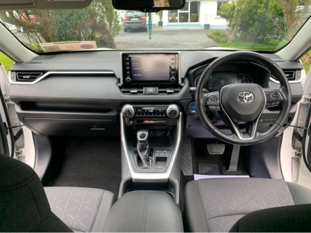 2020 Toyota Rav4 - thumbnail 16