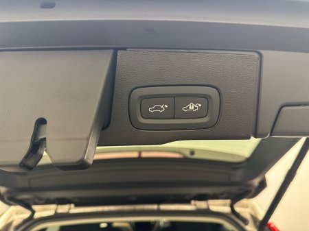 2026 Volvo XC60 - thumbnail 27