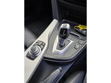 2017 BMW 3 Series - thumbnail 21