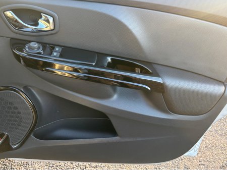 2014 Renault Clio 1.2 DYNAMIQUE MEDIANAV 75 75BHP 5DR €6,750 thumbnail