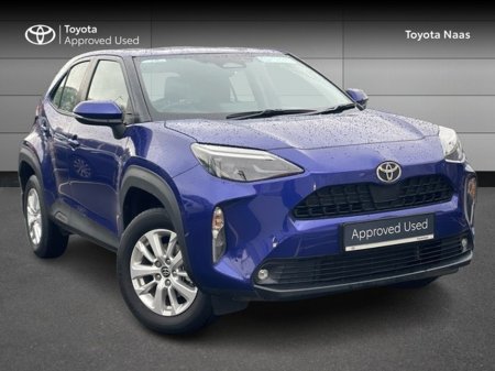2025 Toyota Yaris Cross - thumbnail 1
