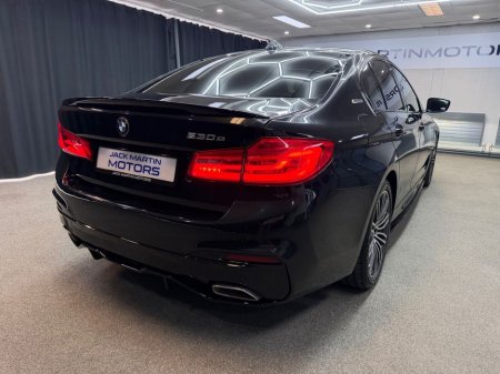 2019 BMW 5 Series - thumbnail 13