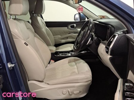 2022 Kia Sorento 1.6 PHEV K3 4X4 7 seats €41,880 thumbnail