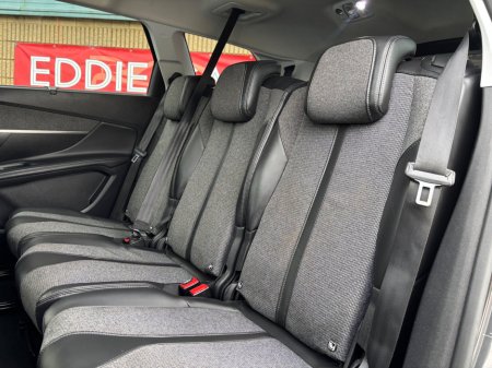 2018 Peugeot 5008 - thumbnail 14