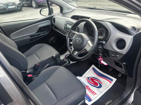 2017 Toyota Yaris 1.0 VVT-i 3Dr Terra €12,500 thumbnail