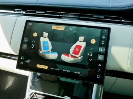 2025 Land Rover Range Rover - thumbnail 31