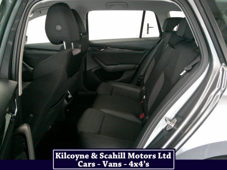 2023 Skoda Octavia - thumbnail 13