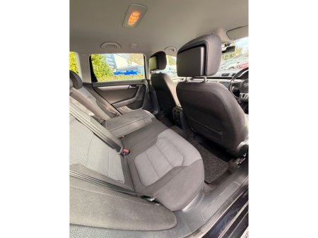 2013 Volkswagen Passat Passat estate 1.4 5DR AUTO €7,950 thumbnail