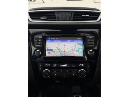 2017 Nissan Qashqai 1.5 SV PREMIUM E6 4DR €11,750 thumbnail