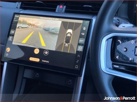 2024 Land Rover Discovery Sport 1.5 I3 PHEV 309 PS AWD S Auto €48,900 thumbnail