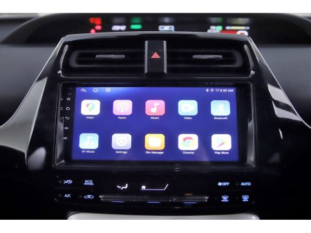 2019 Toyota Prius - thumbnail 17