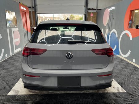 2024 Volkswagen Golf - thumbnail 3