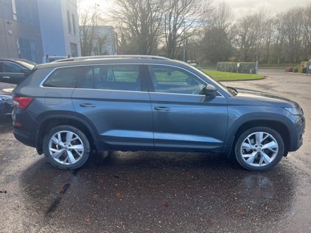 2017 Skoda Kodiaq STYLE 2.0 TDI 150HP 4X4  7 SEATER €20,950 thumbnail