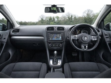 2012 Volkswagen Golf - thumbnail 2