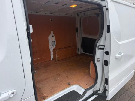 2023 Renault Trafic SL28 SporBUSINESS PLUS DCI €22,995 thumbnail